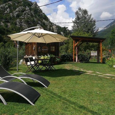 Apartamentos Mobison Salinas de Bielsa Exteriör bild