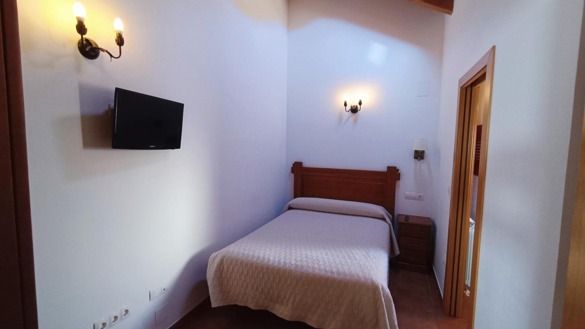 Apartamentos Mobison Salinas de Bielsa Exteriör bild