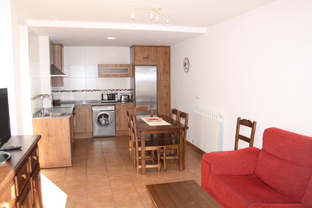 Apartamentos Mobison Salinas de Bielsa Exteriör bild